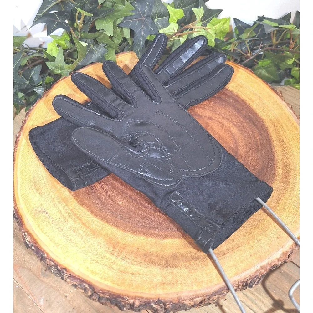 Women's Black Leather Cold Weather driving‎ Gloves One Size Fits All Landlovers